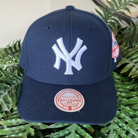 Brand New Mitchell & Ness Pro Crown Fit New York Yankees Baseball Cap Retro Cap - Picture 3 of 16
